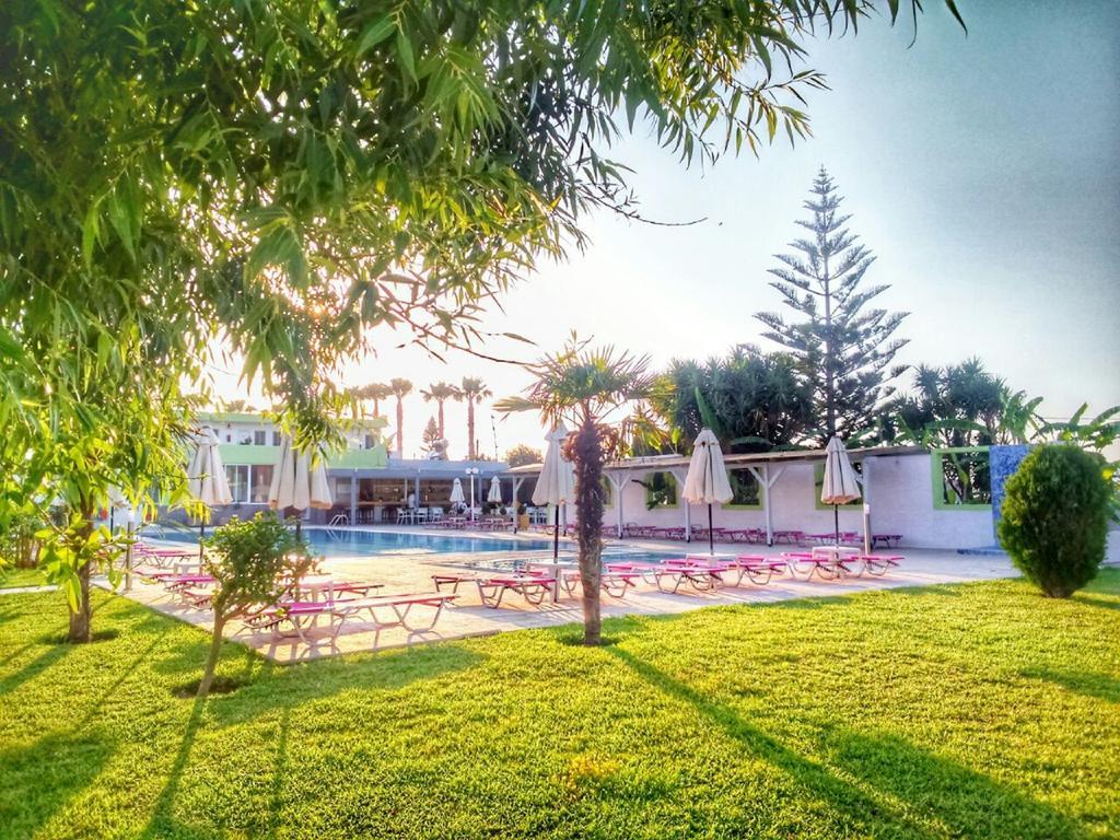 Giakalis Aparthotel Marmari  Buitenkant foto