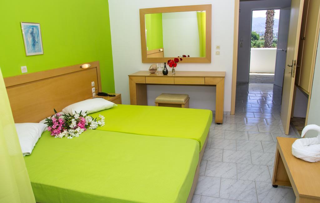Giakalis Aparthotel Marmari  Buitenkant foto