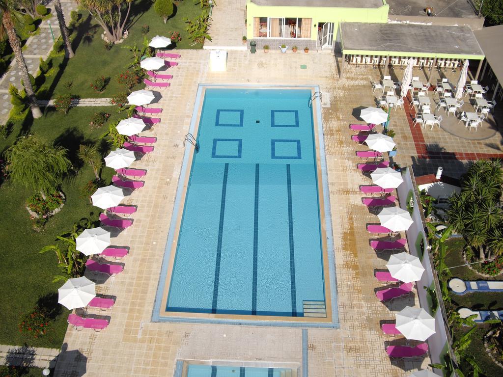Giakalis Aparthotel Marmari  Buitenkant foto