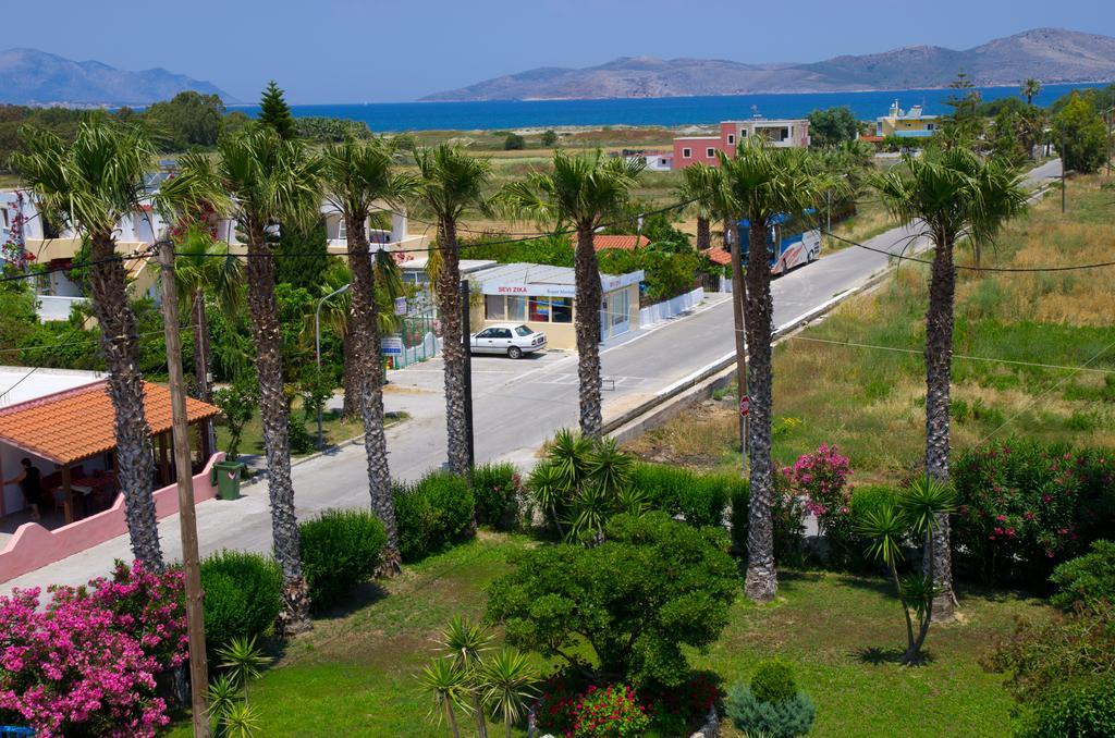 Giakalis Aparthotel Marmari  Buitenkant foto