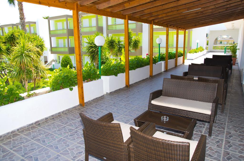 Giakalis Aparthotel Marmari  Buitenkant foto