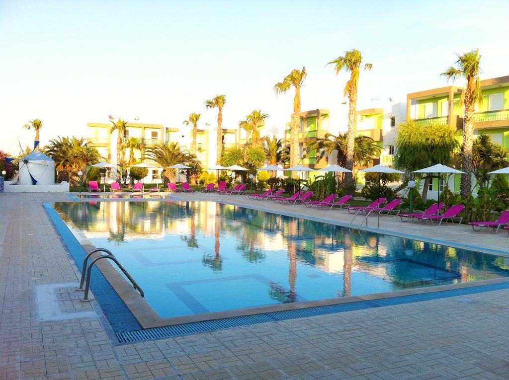Giakalis Aparthotel Marmari  Buitenkant foto